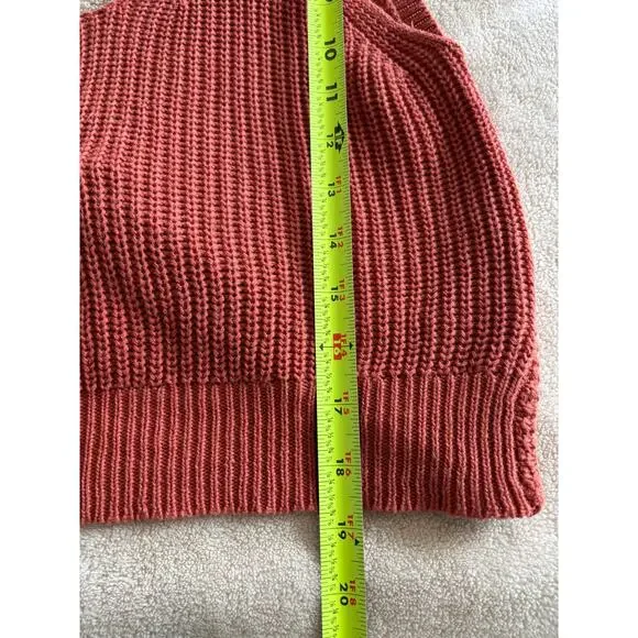 Lulu's Knit Cropped Twist Back Tank Top Size Medium Summer Crop Festival - Picture 5 of 6